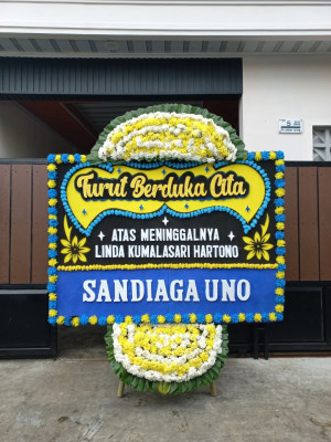 Papan Bunga Duka di Pasir Putih